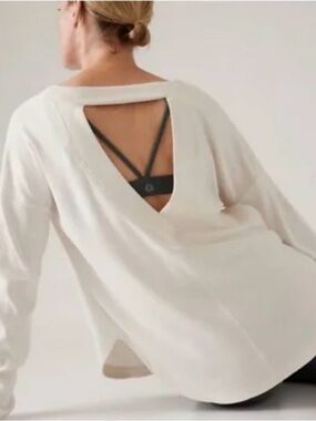 Athleta Cream Ribbed Long Sleeve Top